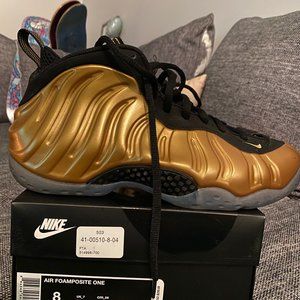 Nike Foamposite One Metallic Gold